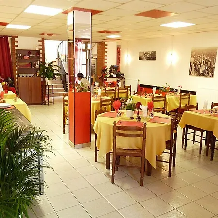 Ξενοδοχείο Restaurant Aux Deux Freres 2*