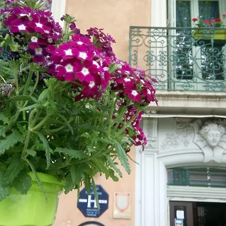 Restaurant Aux Deux Freres 2*